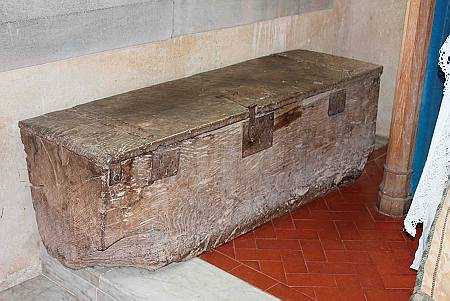 Sampford Courtenay - Parish Chest